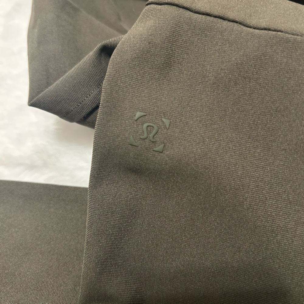 lululemon athletica olive Green Joggers sz:small - Picture 8 of 10